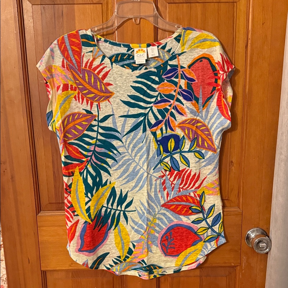 C&C California Women's Vibrant Leaf Print Tee large